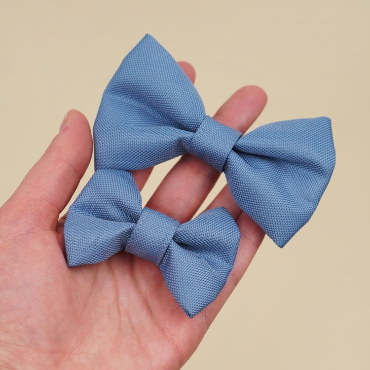 kokardka dla psa w kolorze blue jeans w dwóch rozmiarach S i M