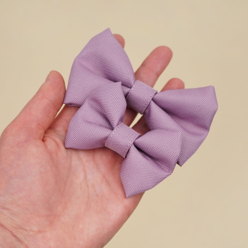 kokardka dla psa w kolorze liliowy róż w dwóch rozmiarach S i M