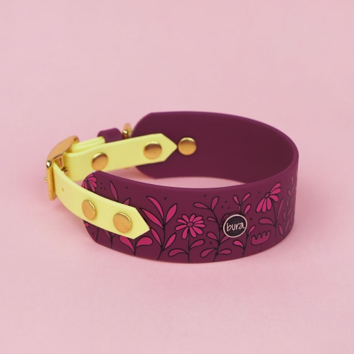 Obroża dla charta z Biothane we wzorze Łąka.