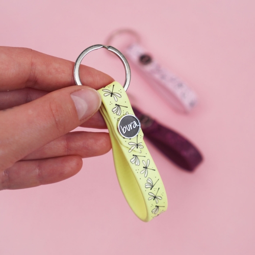 Breloczek do kluczy z biothane w ważki.